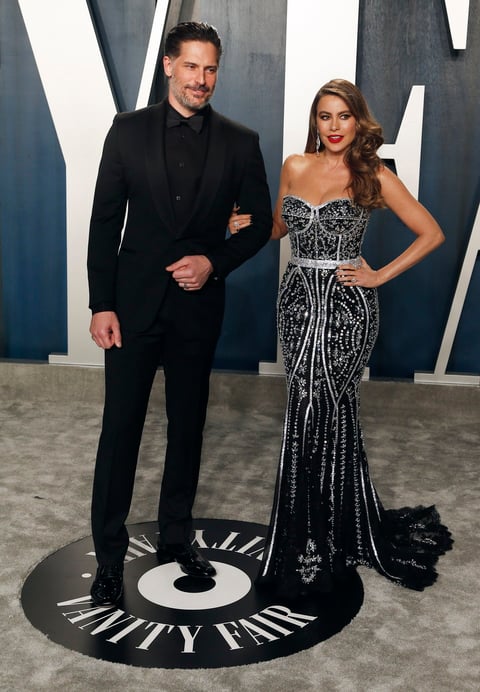 La mexicana Eiza González fue una de las mejores vestidas de la fiesta 