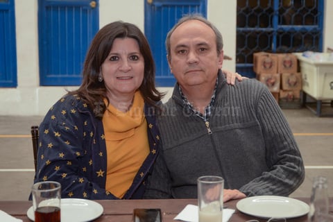 10022020 Lina y Carlos Lira.