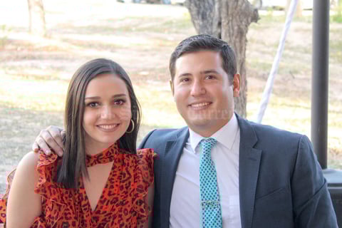 12022020 Ana Raquel y Carlos González.