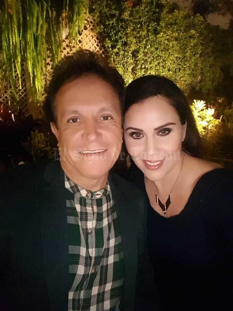 16022020 EN PAREJA.  Víctor Manuel Corona y Karen de Corona.