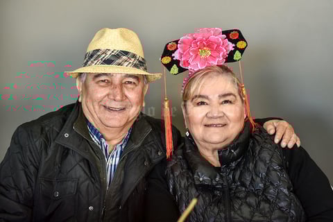 16022020 FIESTA DE SOMBREROS.  Jorge y Fela.