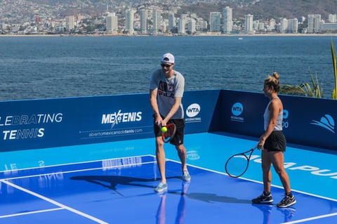 El Club de Mar La Concha, en Las Brisas, fue el escenario en el cual se montó una cancha de tenis