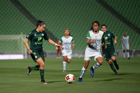 Santos vs León femenil


 Santos vs León
Jornada 8 clausura 2020
Liga MX femenil