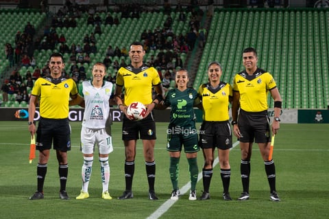 Santos vs León femenil


 Santos vs León
Jornada 8 clausura 2020
Liga MX femenil
