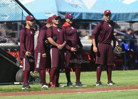 Reportan lanzadores y cátchers al Estadio Revolución 