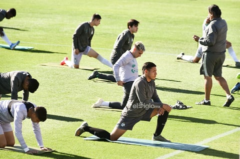 Erick Sotomayor Ruiz


 Entrenamiento Santos