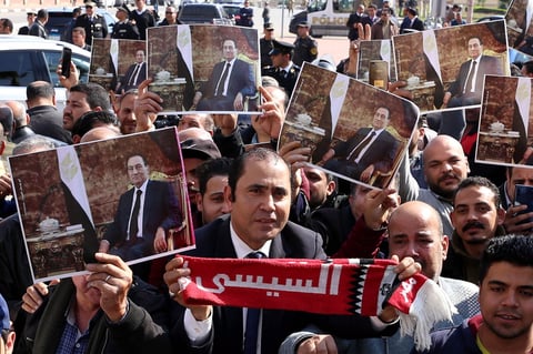 Falleció el expresidente Hosni Mubarak.