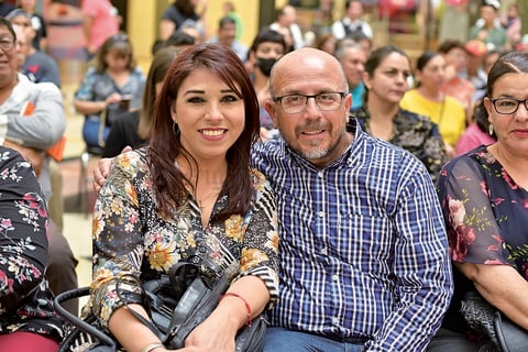 27022020 María Elena y Jhonny.