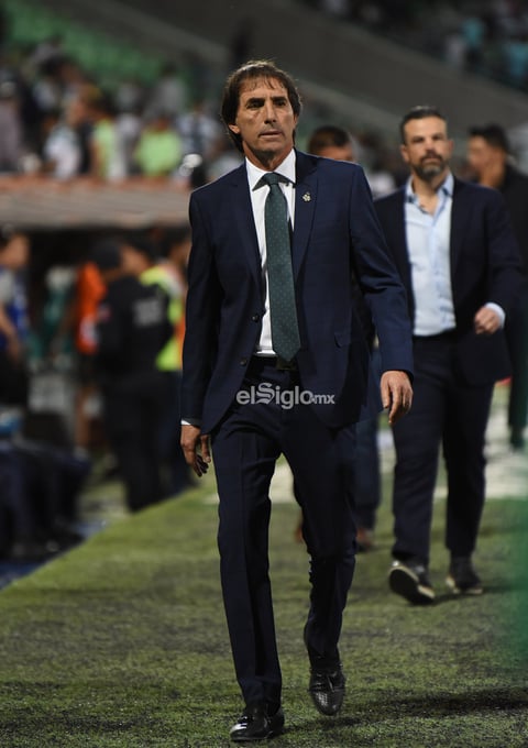 SANTOS LAG VS ATLAS 


 Santos Laguna vs Atlas de Guadalajara Liga MX jornada 8 Santos 1 Atlas 0 segundo tiempo