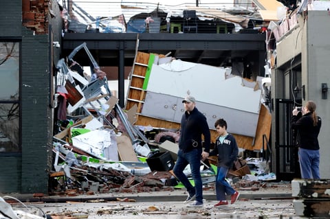 Severos daños se reportaron en el centro de Nashville.