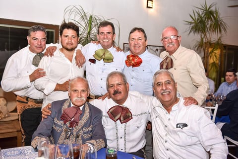 01032020 UN AñO MáS DE VIDA.  Fernando Abusaid celebró su cumpleaños con todos sus amigos.