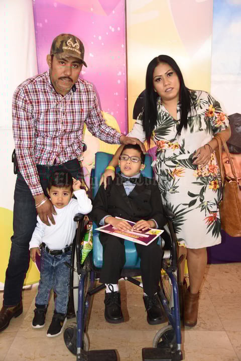 02032020 Miguel Martínez, Gabriela Padilla, Ángel Alejandro Martínez Padilla y Leonardo Martínez.
