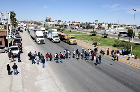 Bloquearon un tramo del bulevar Ejército Mexicano de Gómez Palacio.