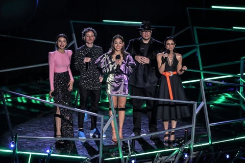 Danna Paola, Luisito Comunica, Ángela Aguilar, Franco Escamilla y Aislin Derbez fueron los presentadores 