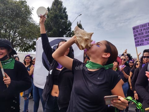 La marcha fue exclusiva de mujeres.
