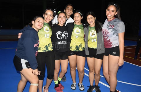 06032020 Ximena Valverde, Evelyn Fierro, Andrea de la Rosa y Sofía López.