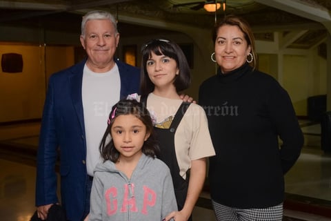 06032020 Familia Herrera.