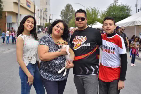 10032020  Gabriela, Héctor, Ximena , Héctor y Canelo.
