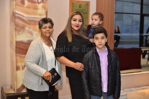 05032020 Guadalupe, Diana y Omarcito.