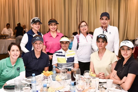 14032020 PRESENTES EN PREMIACIóN.  Fernanda, Jaqueline, Gaby, Mónica, Marcela, Norma, Esther, Silvia y Leticia.