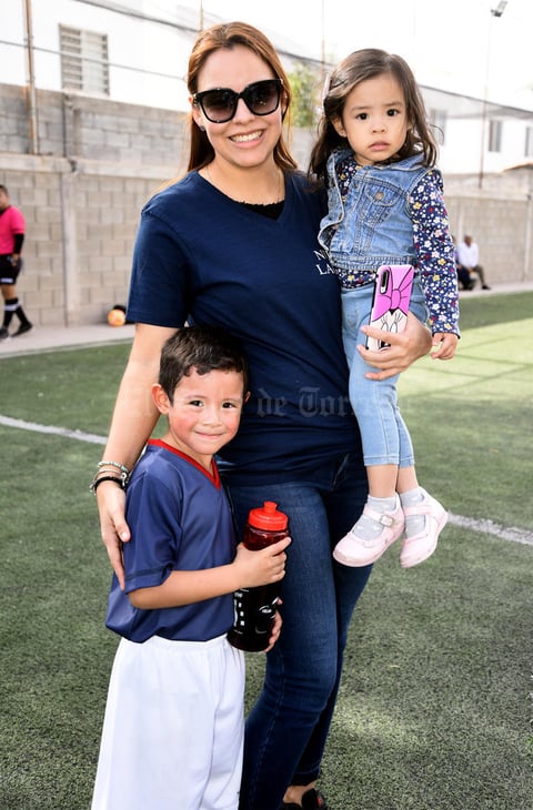 12032020 Heidi, Emilio y Arantza.