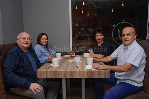 20032020 Esteban, Eva, Lourdes y Gamaliel.