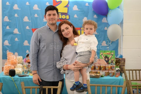 22032020 Iván, Malu y Jorge Luis.