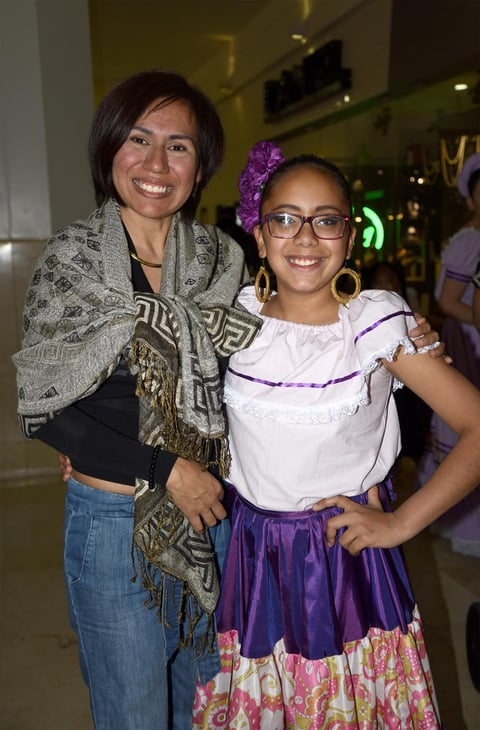 19032020 Ana Carrillo y Danna Victoria.