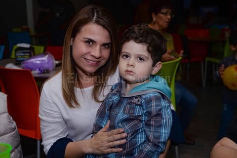 23032020 Lucero y Fer.