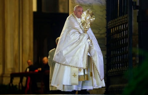 El mundo católico vivió algo inédito.