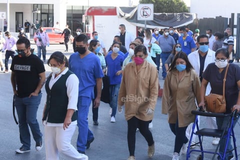 Empleados del IMSS en Monclova exigen acciones que garanticen su salud ante el COVID-19