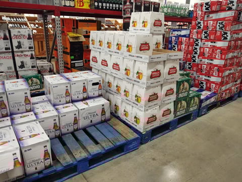 La Laguna realiza compras de pánico de bebidas alcohólicas 