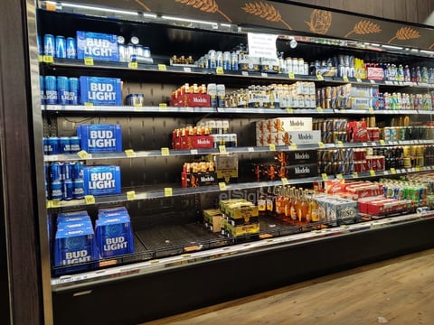 La Laguna realiza compras de pánico de bebidas alcohólicas 