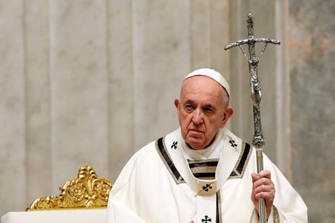 Señaló que en esta noche en la que los católicos esperan la resurrección de Jesús