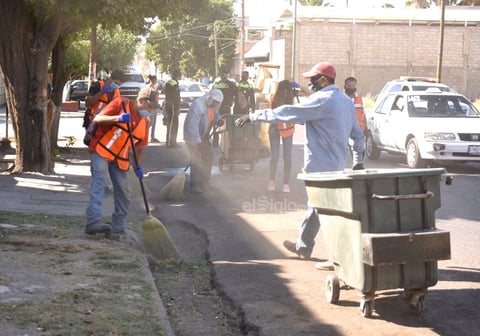 Finalmente las autoridades de seguridad hicieron el llamado a que se mantengan en resguardo en sus casa, pues los operativos continuarán, pues como ya se sabe, se trabaja para contener la propagación del COVID-19.