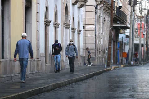 Lluvia acompañada con granizo sorprende a duranguenses