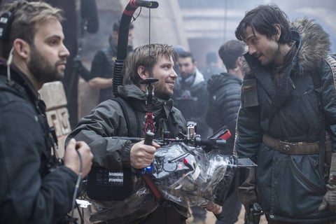 Garet Edwards 
Rogue One: una historia de Star Wars