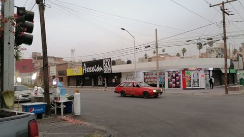 Intensas ráfagas de viento impactan a La Laguna