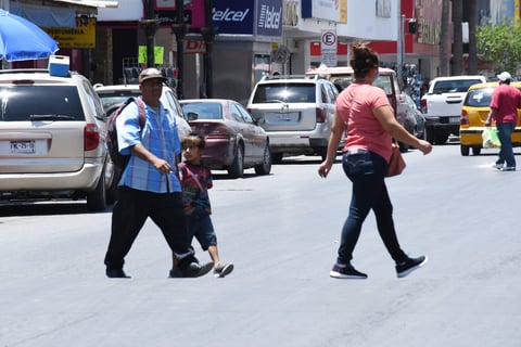 Los laguneros han transitado con normalidad las calles pese a pandemia de COVID-19