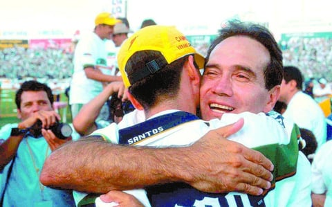 Bajo las órdenes de Fernando Quirarte, los Guerreros se quedaron cerca del título al caer ante Toluca en la final del Verano 2000, y luego en semifinales ante Morelia en el siguiente torneo, pero la revancha apareció para los Albiverdes en el torneo Verano 2001.