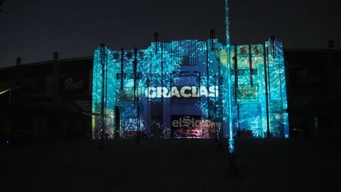'Buscamos esos lugares icónicos de la ciudad porque sabíamos que, al ser muy conocidos, la respuesta de la gente iba a ser muy buena y la verdad es que han sido miles de personas'.