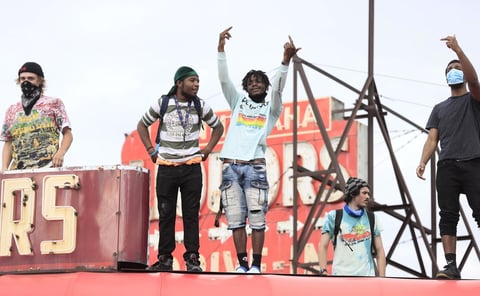 Protestas en Minessota exigen justicia por el asesinato de George Floyd amanos de la policía