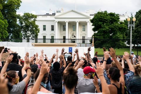 Se extienden protestas en EUA tras asesinato de George Floyd