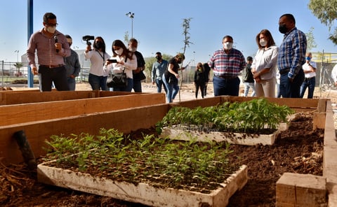 Presentan macroproyecto en el Bosque Urbano 