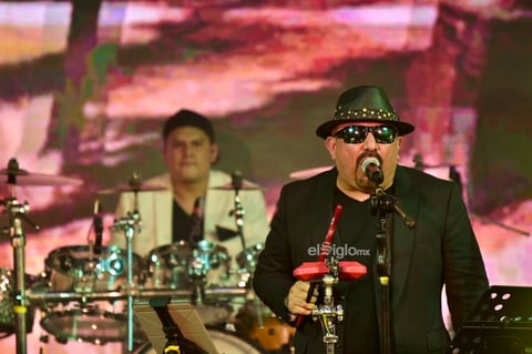 Erick Sotomayor Ruiz 


 Chicos de barrios en línea