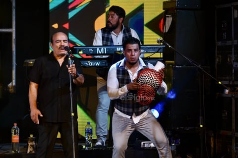 El grupo lagunero ofreció el primer show virtual local con costo.