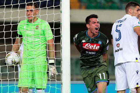 Napoli gana en la Serie A con gol del 'Chucky' Lozano