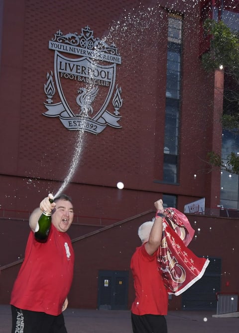 Liverpool vuelve a ser campeón de la Premier League después de 30 años