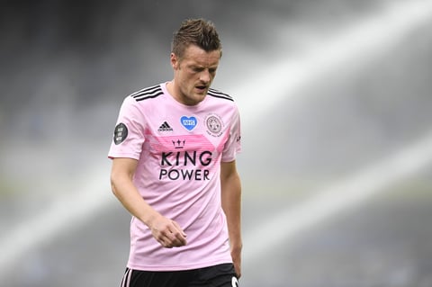 Leicester City y Chelsea pierden y complican su pase a Champions League en Inglaterra