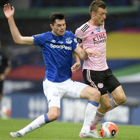 Leicester City y Chelsea pierden y complican su pase a Champions League en Inglaterra